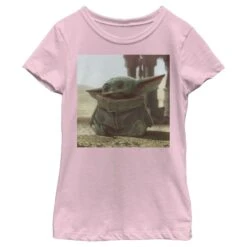 Girl's Star Wars: The Mandalorian The Mandalorian The Child Square Frame T-Shirt -Fifthsun Shirts 19STMD00087A 012 Tiny Green 54 149 5